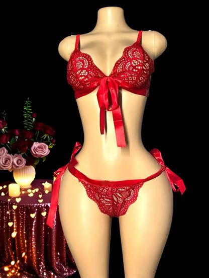 Radiant Romance Lace Lingerie Set – Bold Red Open-Crotch Bra & Panty Set with Satin Bow Accents, Size L.